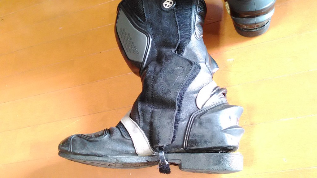 バイク・オートバイ用ブーツの靴修理