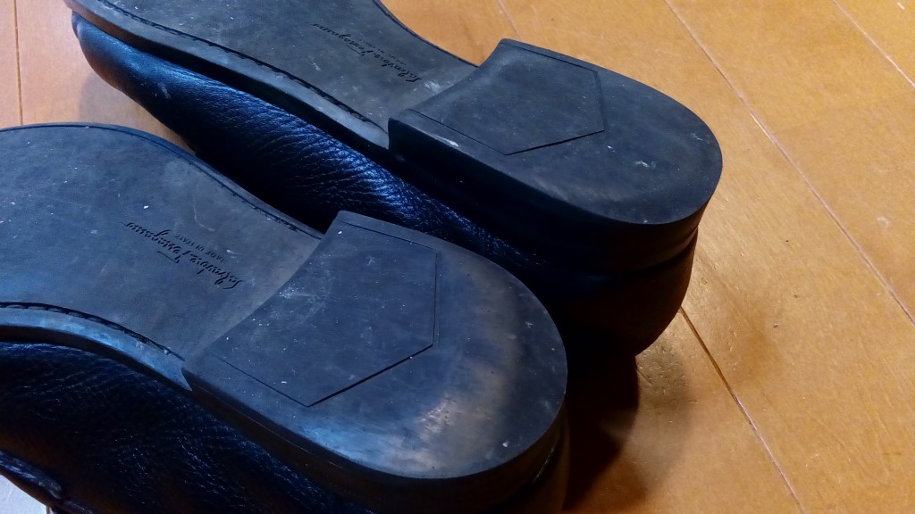 フェラガモのメンズ・スリッポンのトップリフト交換の靴修理