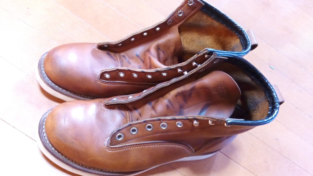 レッドウィングの靴修理9：レッドウィングのブーツの丸洗いの靴修理