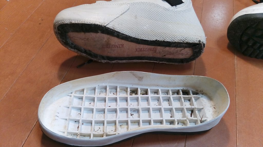 靴修理品130：スノボブーツのソール剥がれの靴修理