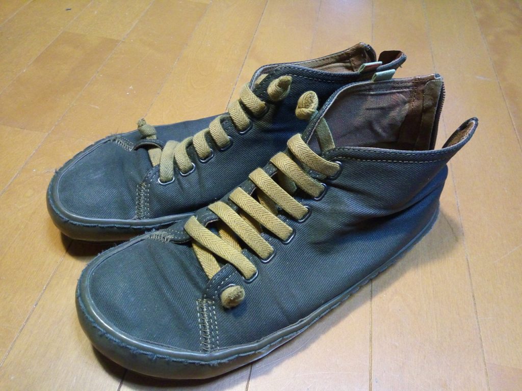 CAMPERの靴修理1