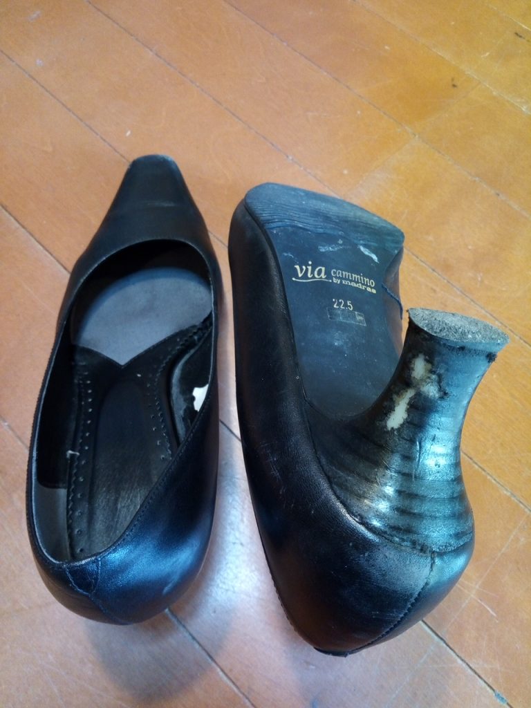 靴修理品157：レディースパンプスのトップリフト交換＆ヒール補修の靴修理
