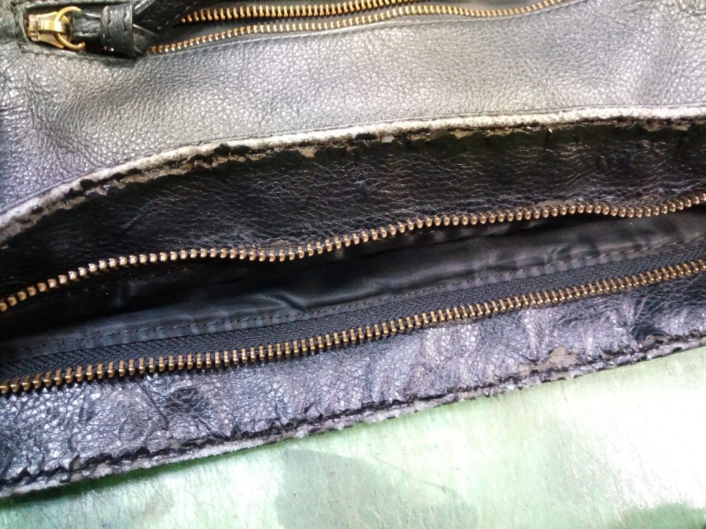 カバン合皮部分の補修の鞄修理