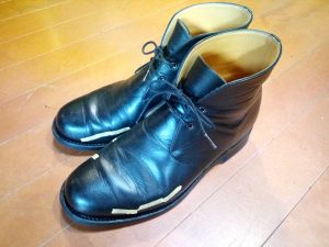 キツイ・小さい靴の幅出し靴修理34