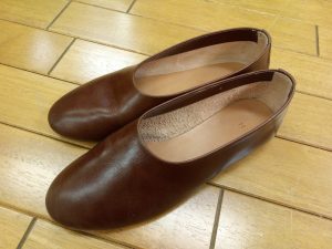 キツイ・小さい靴の幅出し靴修理47