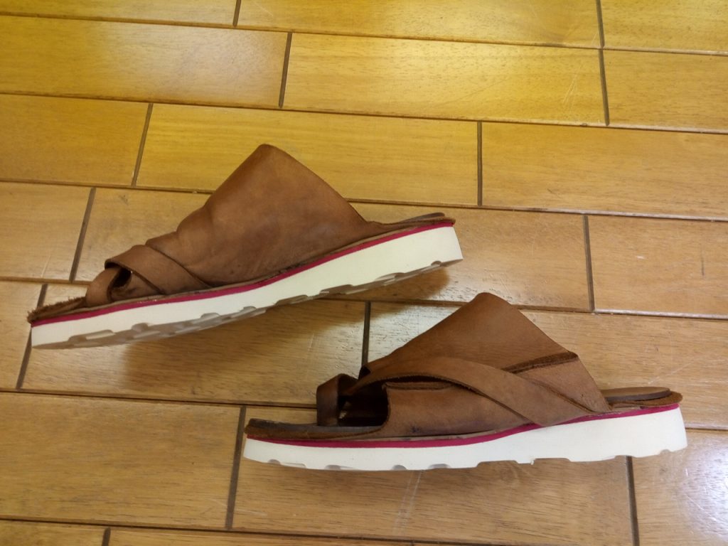 サンダルのオールソールの靴修理