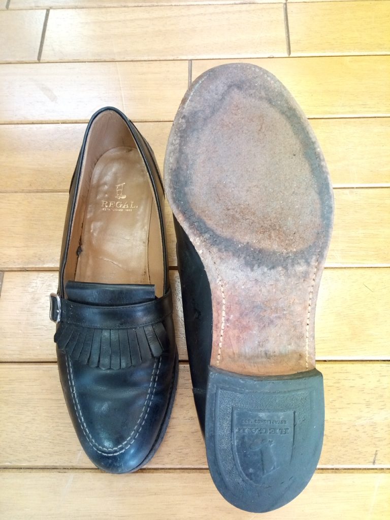 レディース・リーガルのローファーのオールソールの靴修理