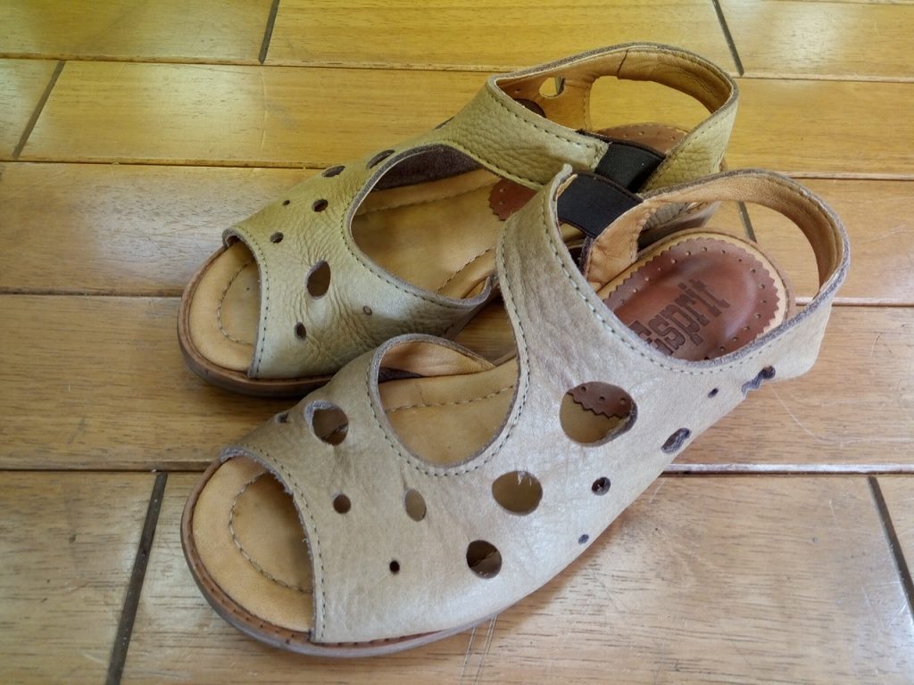 サンダルのゴム交換＆ソール補修の靴修理