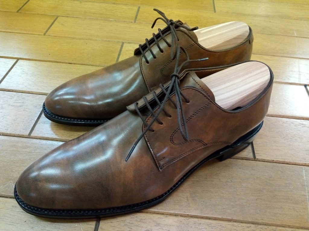 リーガルのアンティーク・トゥスチールの取り付けの靴修理