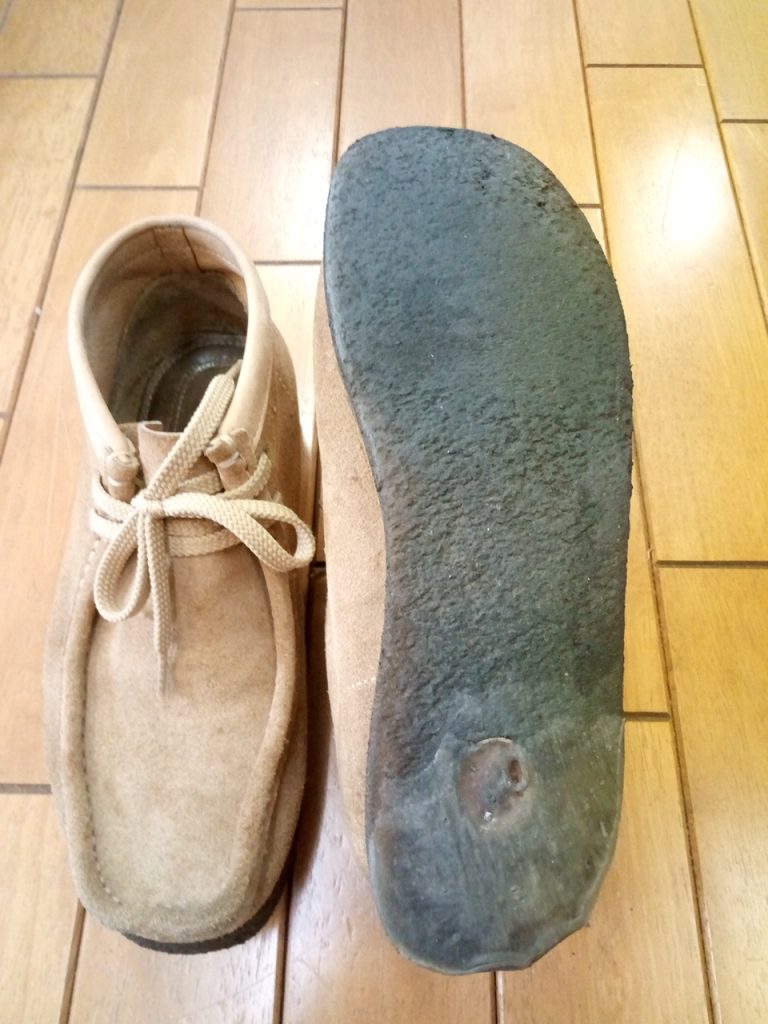 セダークレストのクレープソールの交換の靴修理