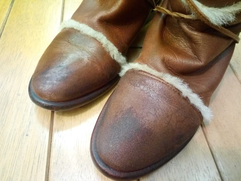 レディースロングブーツの補色の靴修理
