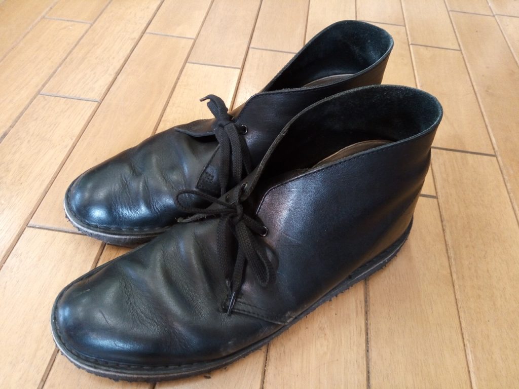 クラークスのメンズブーツのクレープソールのヒール交換の靴修理