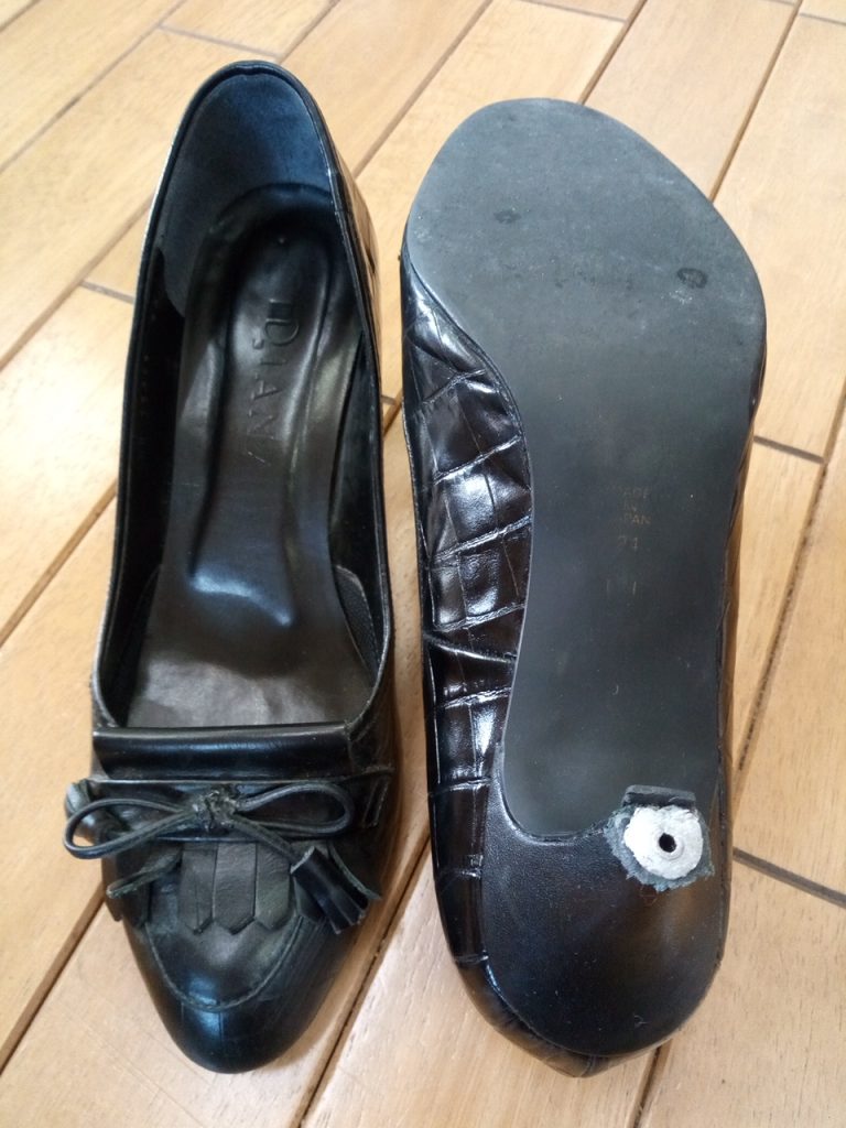 パンプスのピンヒール交換&アッパー補修の靴修理